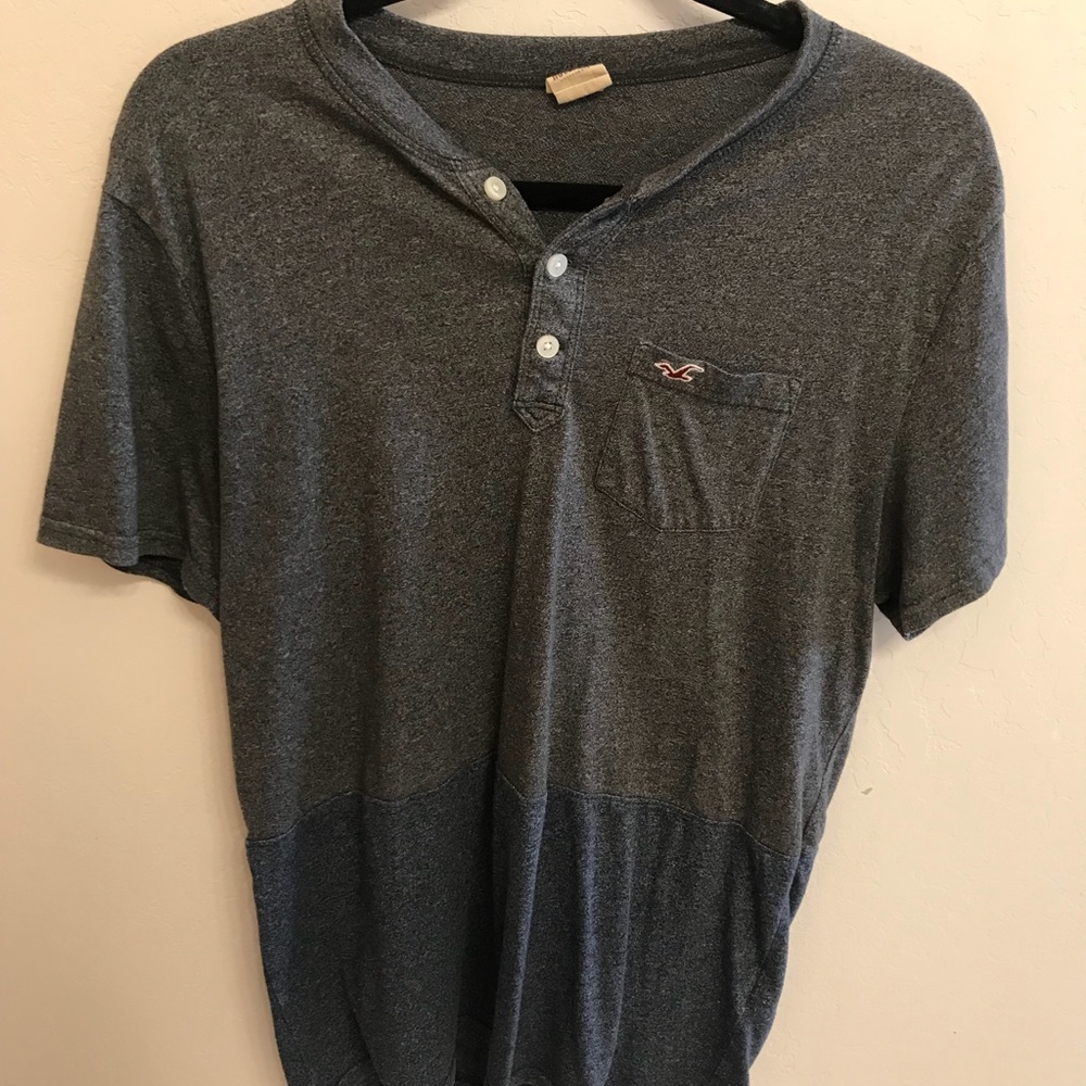 Men’s Hollister shirt